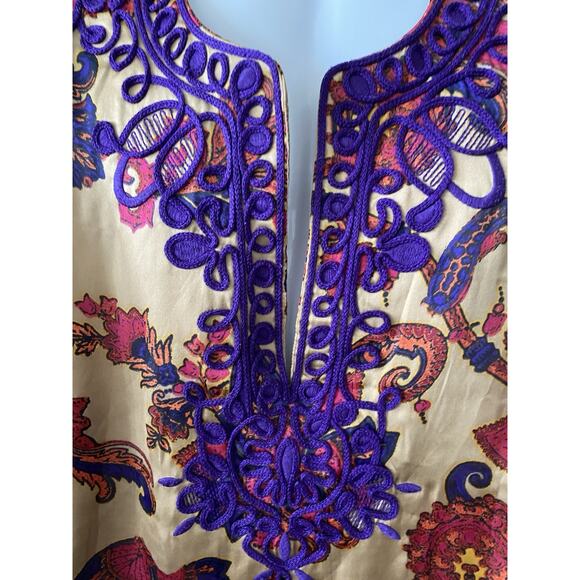 Jones New York Women Plus 2X Jewel Tone Embroidered 3/4 Sleeve Tunic Top - Picture 2 of 5